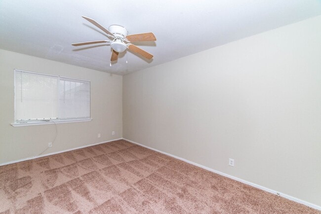 Building Photo - 1-Bedroom in North Point