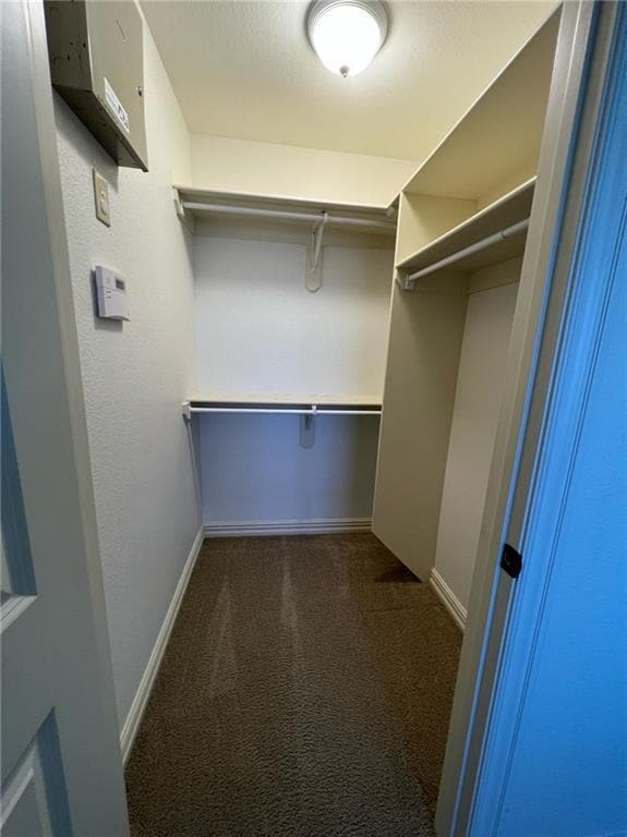 Building Photo - 1004 NE Carnahan Ct