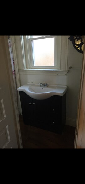 Building Photo - 919 Worth St