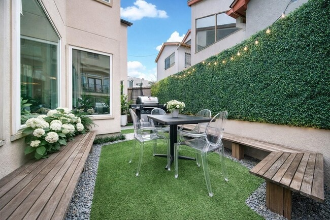 Building Photo - 1937 Norfolk St