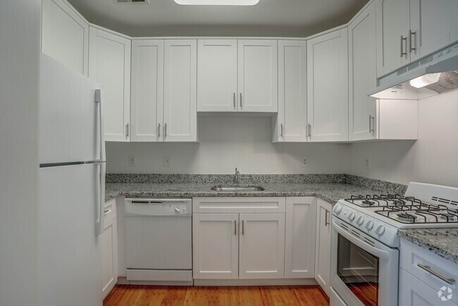 2BR, 2BA - 975SF - Elevation 314