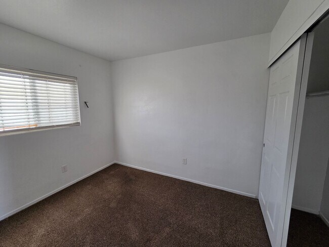 Building Photo - 4368 N Vornsand Dr