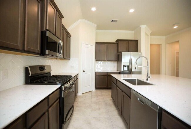 Building Photo - 10702 Balivcar Ct