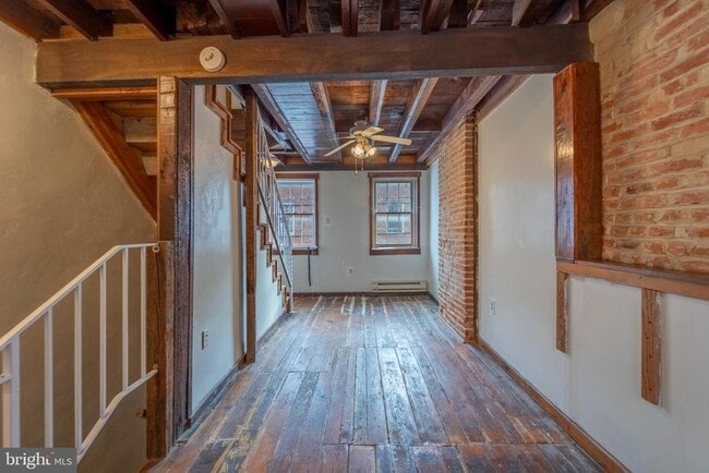 Building Photo - 914 Lemmon St