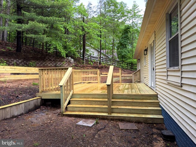 Building Photo - 17985 Possum Point Rd
