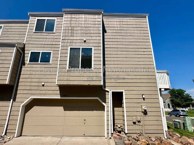 Building Photo - 9024 Bear Mountain Dr
