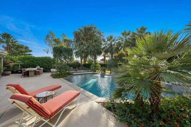 Building Photo - Villa Marbella Getaway w/ Pool & Spa