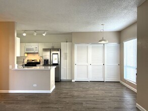 Building Photo - Palm Court 2 bedroom and 2 bathroom ground...