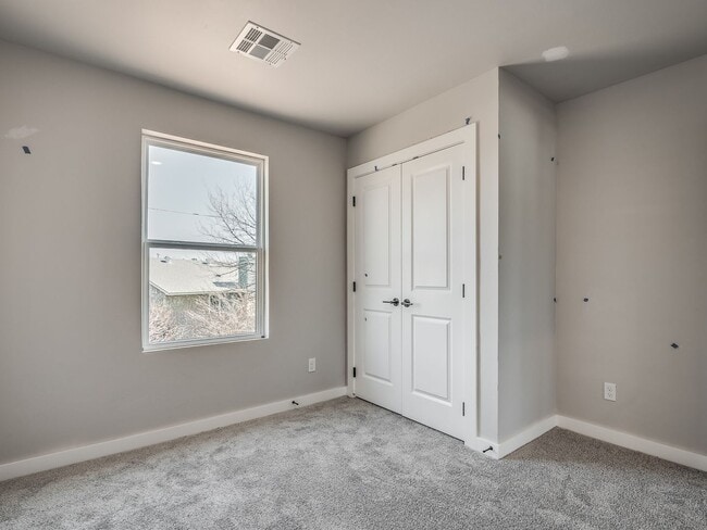 Building Photo - 500 NW 176th Terrace
