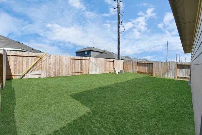 Building Photo - 5315 Castlebury Meadows Dr