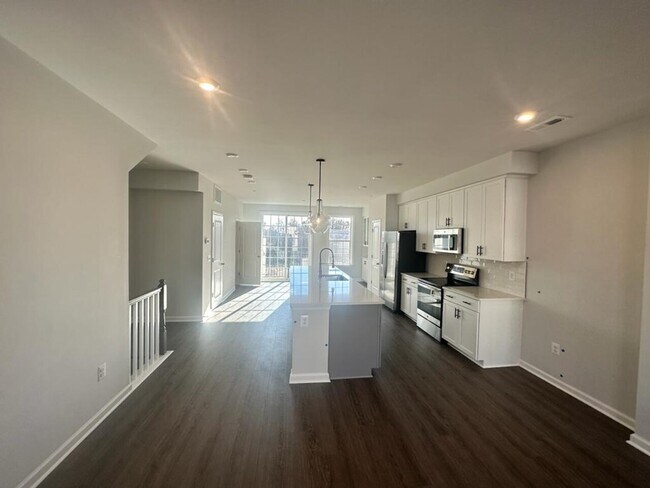 Building Photo - 13286 CoalField Station Ln, Midlothian, VA...