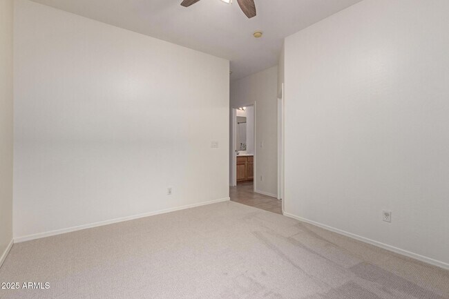 Building Photo - 12526 W Bird Ln