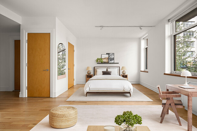 Interior Photo - 65 Washington Street