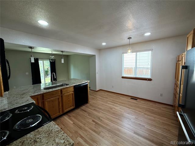 Building Photo - 8773 Pochard St