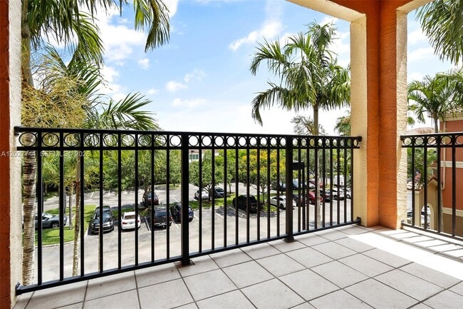Building Photo - 4404 SW 160th Ave