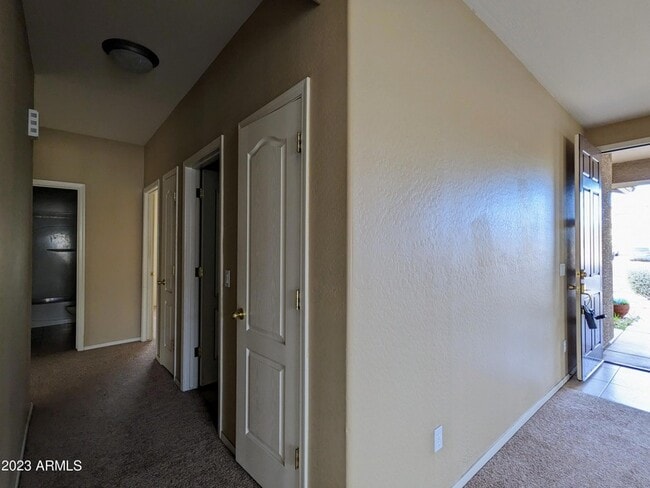 Building Photo - 16071 W Gelding Dr