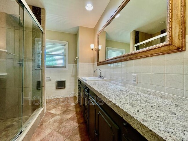 Building Photo - 4816 15th St