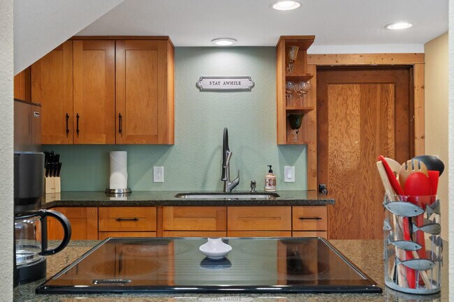 Building Photo - 11582 Washougal River Rd