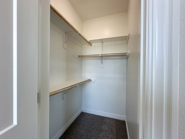 Building Photo - 4437 W Bronco Dr