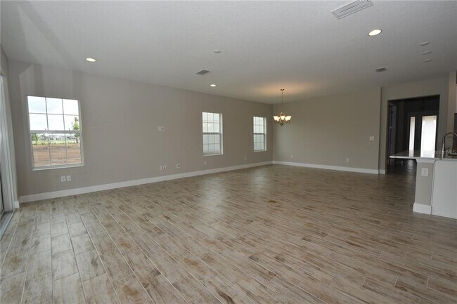 Building Photo - 6394 Roadstead Ct