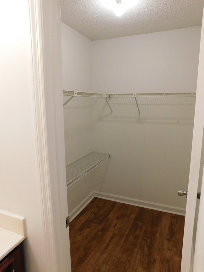Building Photo - 3bd 2ba home in Mt. Pleasant
