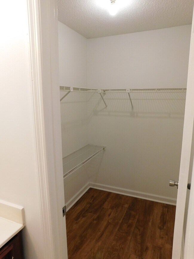 Building Photo - "Charming 3-Bed Oasis with Cozy Fireplace ...