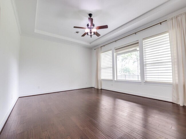 Building Photo - 18619 Duke Lake Dr