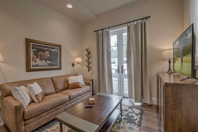 Building Photo - Winter Rental