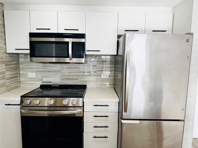 Building Photo - 3525 Sage Rd