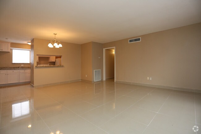 Interior Photo - Maple Court Apartments
