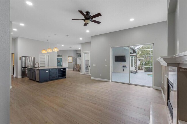 Building Photo - 16750 Ivy Lake Dr