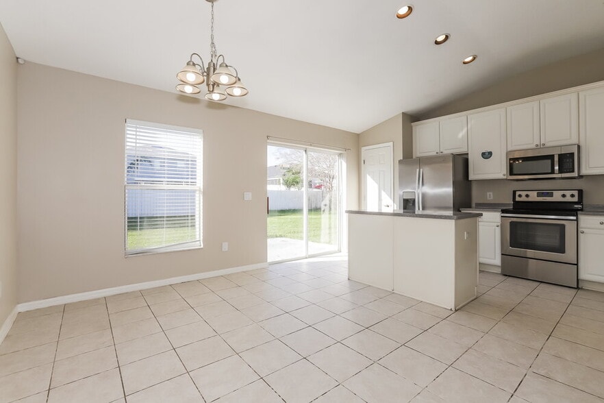 Building Photo - 2126 Hunters Greene Dr