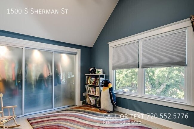 Building Photo - 1500 S Sherman St