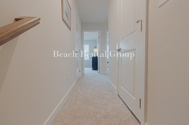 Building Photo - 8907 Hudson Ln