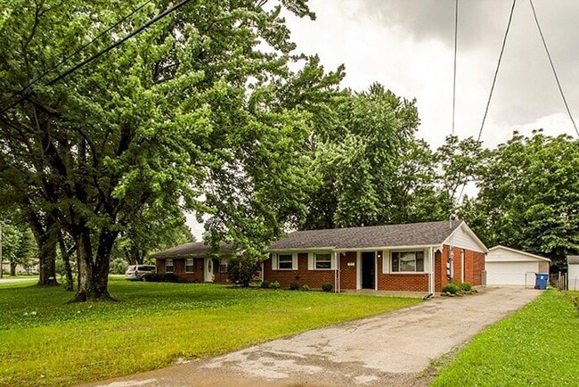 Building Photo - Everything' Is Updated!  4BR, 1BA -  Fully...
