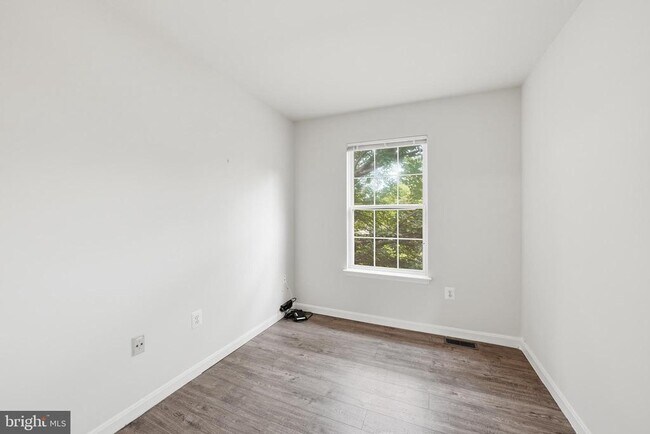 Building Photo - 20430 Herring Pond Terrace
