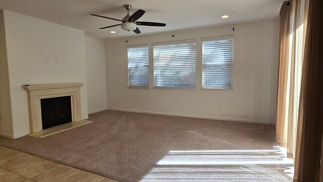 Building Photo - 18076 Calaveras Dr