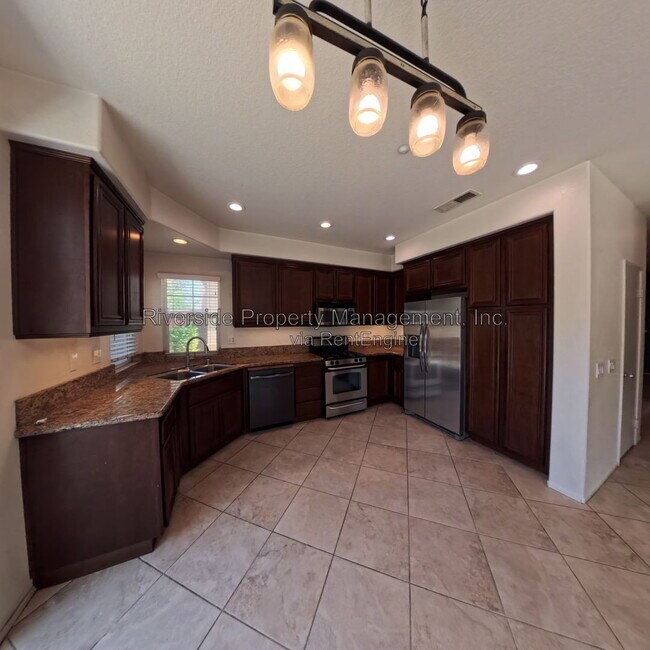 Building Photo - 4031 Cey Ct
