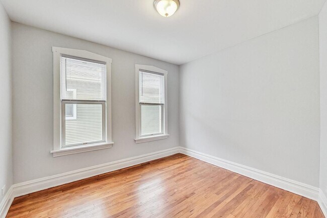 Building Photo - 4057 N Whipple St