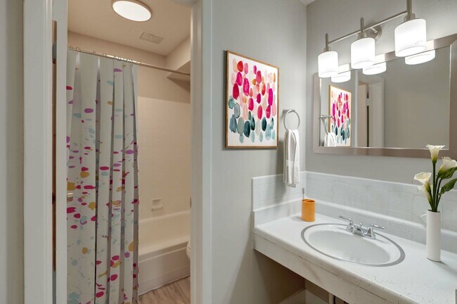 Kalo Broadmoor Tower Bathroom - Kalo Broadmoor Tower