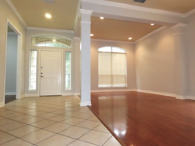Building Photo - Coming Soon!! South Tyler, Stunning 4 Bedroom. 3.5 Downstairs Master Suite!!