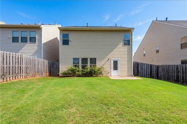 Building Photo - 4920 Breezewood Cir