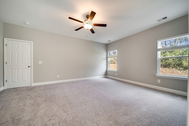 Building Photo - 1398 Wentworth Dr