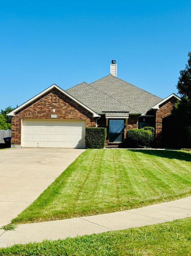 Building Photo - Beautiful Tehama Ridge Home in Cul-de-sac ...