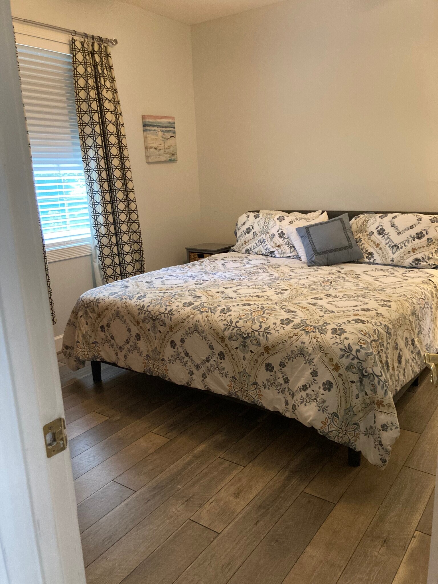 Building Photo - 4173 Hibiscus Dr