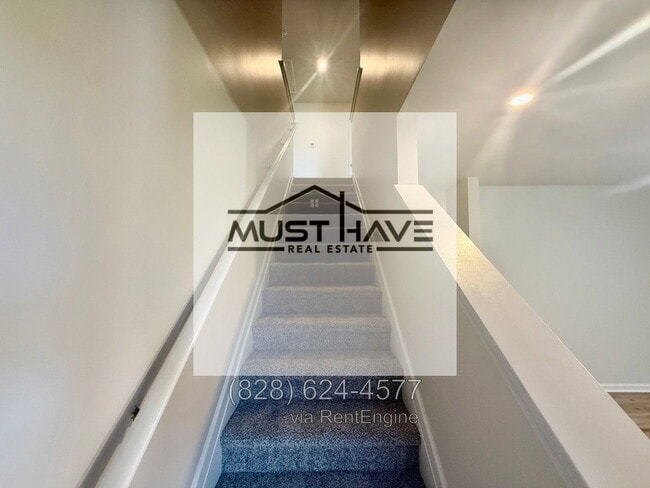 Building Photo - 15 Harvest Ridge Dr