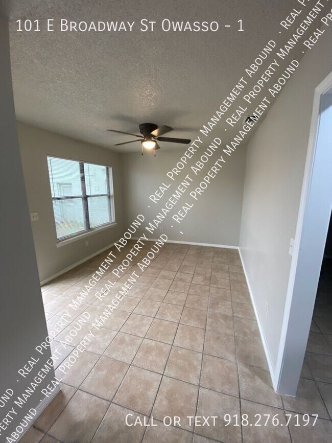 Building Photo - 101 E Broadway St