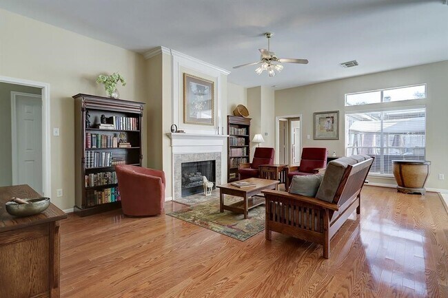 Building Photo - 3507 Shadow Bluff Ct