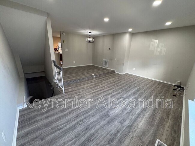 Building Photo - 5822 Bridgetown Ct