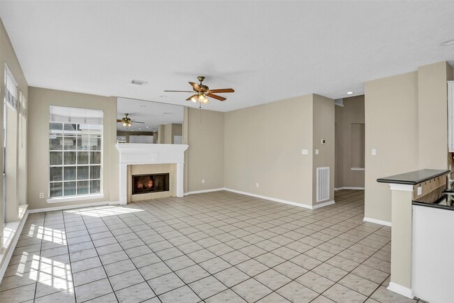 Building Photo - 4407 Magnolia Ln